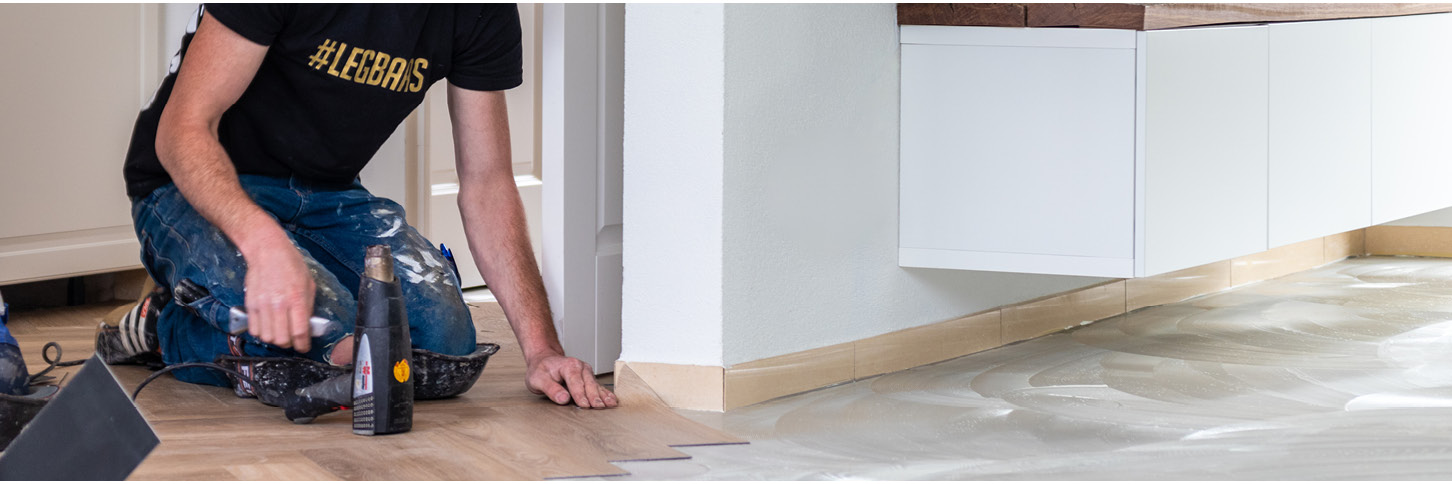 afkitten van pvc vloer