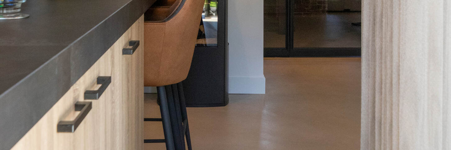 gietvloer betonlook beschermen in herfst